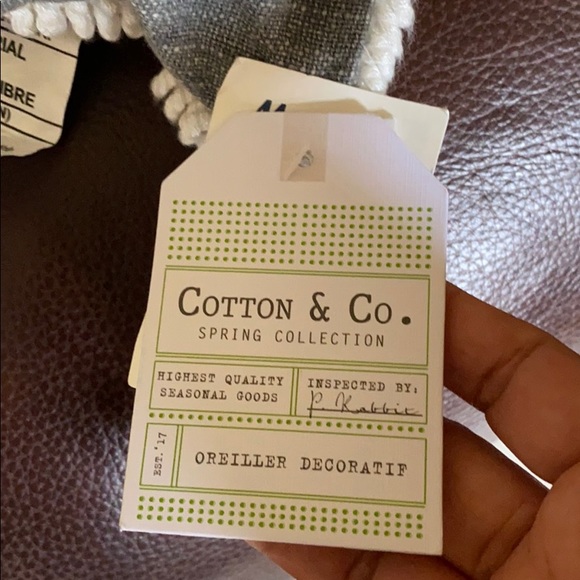 Spring Collection pillow - Picture 5 of 7